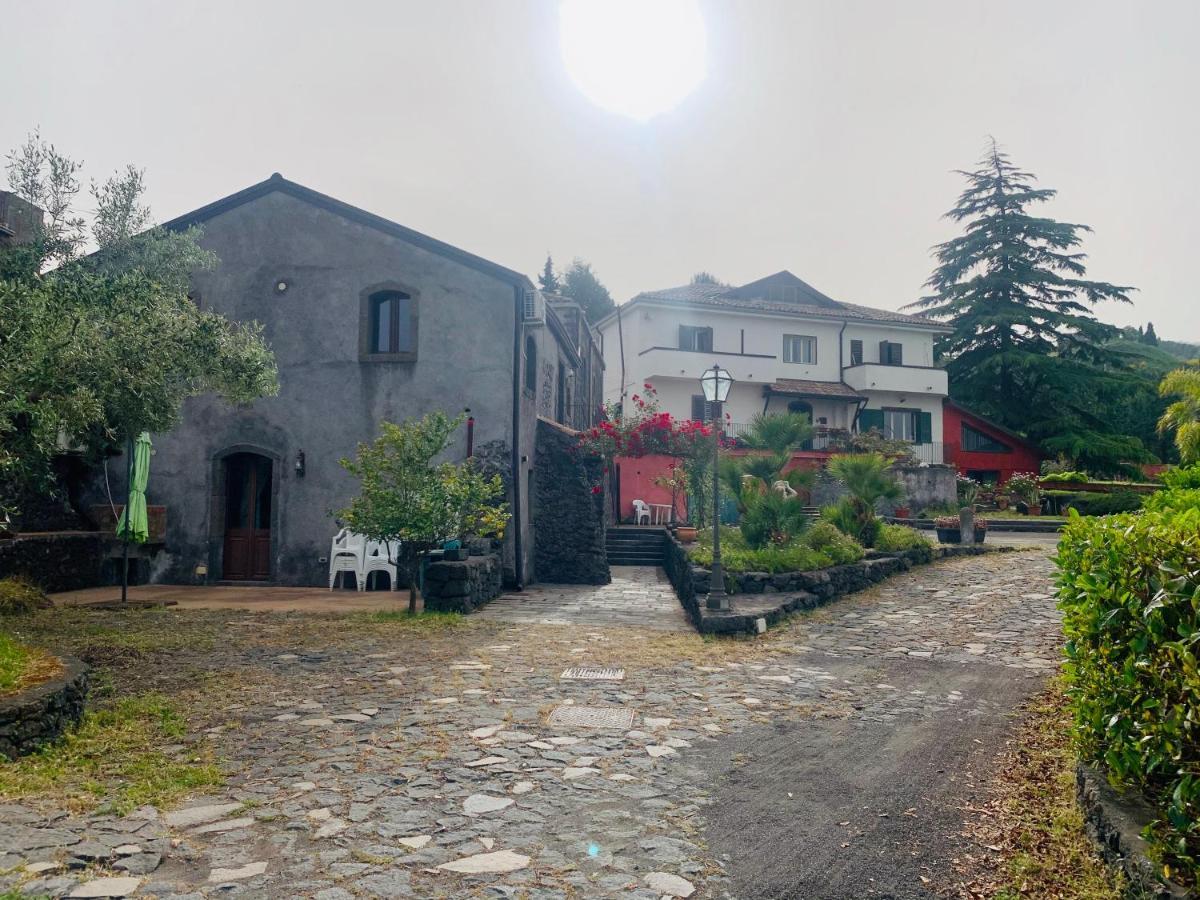 Villa Alessio - Case Vacanza Con Piscina Sull'Etna Puntalazzo Luaran gambar