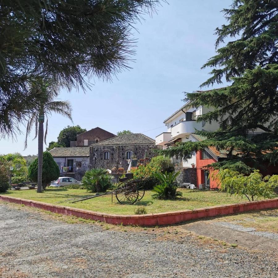 Villa Alessio - Case Vacanza Con Piscina Sull'Etna Puntalazzo Luaran gambar