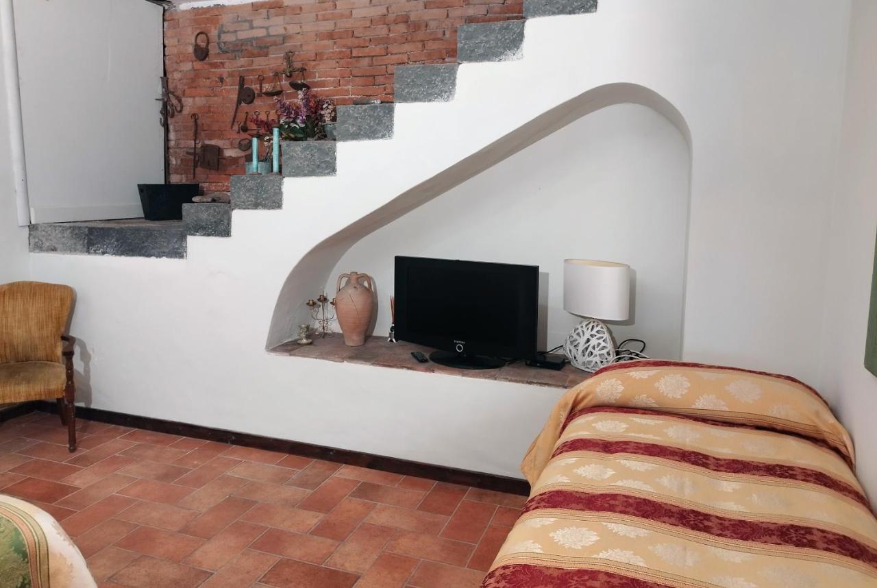 Villa Alessio - Case Vacanza Con Piscina Sull'Etna Puntalazzo Luaran gambar
